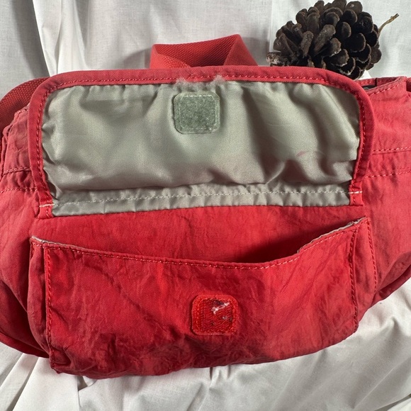 Kipling Red Shoulder Bag - Picture 2 of 16